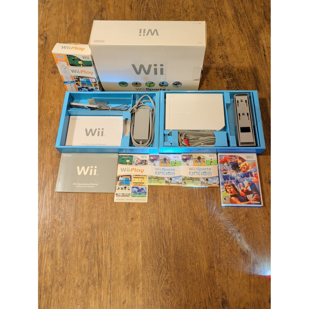 NINTENDO WII SPORTS CONSOLE OPEN BOX Wii SPORTS   Used Twice.W Extra Game Etc.